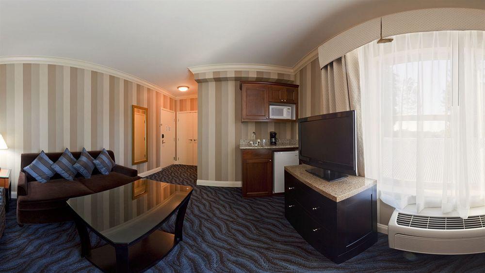 Holiday Inn Express Hotel & Suites Santa Cruz By Ihg Экстерьер фото
