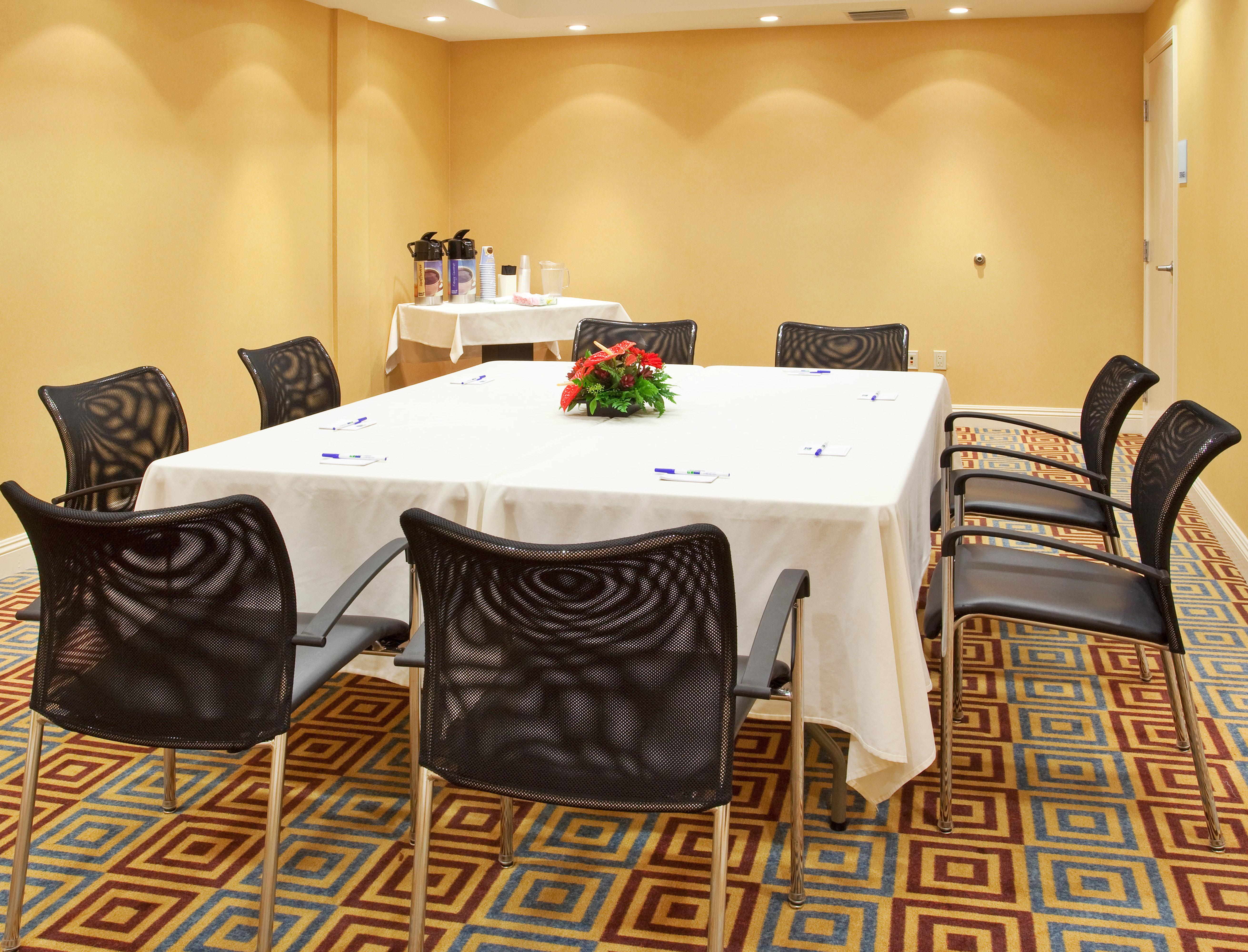 Holiday Inn Express Hotel & Suites Santa Cruz By Ihg Экстерьер фото